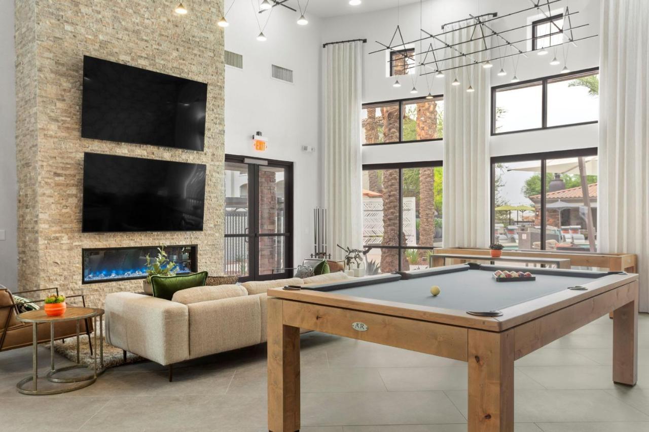 Cozysuites Glendale By The Stadium With Pool 06 Exterior photo
